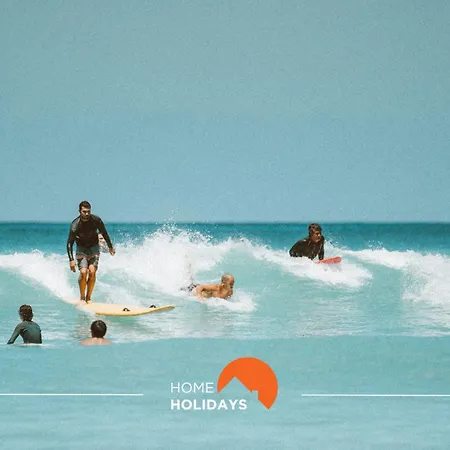 #002 Donalds Flat By Holidays *