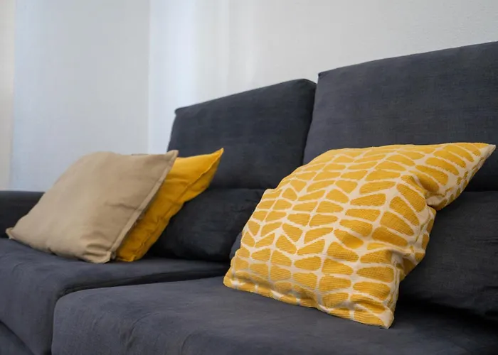 #002 Donalds Flat By Holidays Διαμέρισμα